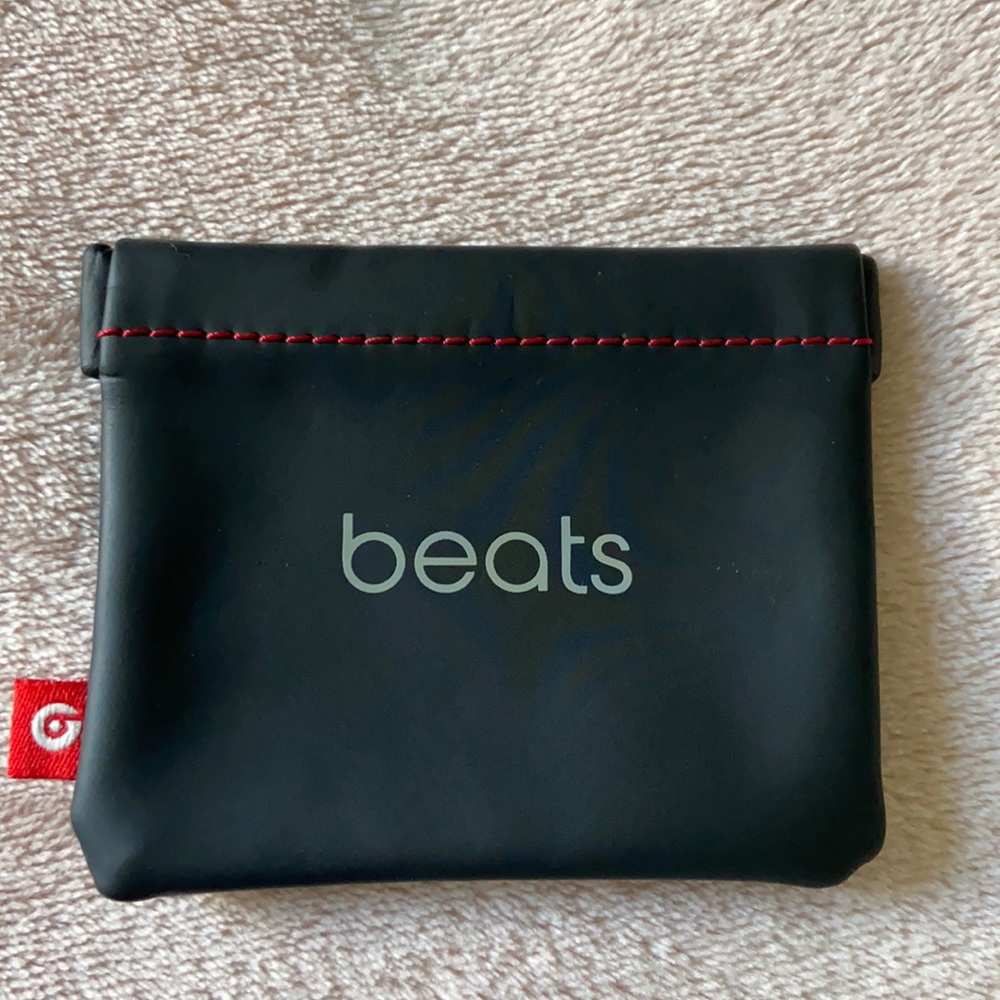 Beats earphones case